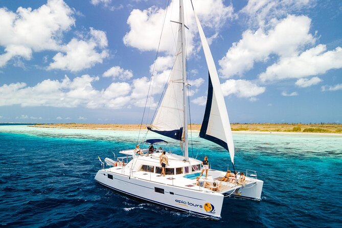 Catamaran Snorkel & BBQ Sail (cruise friendly) - Key points at a glance