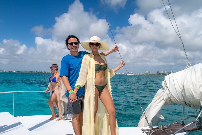 Catamaran Snorkeling with Openbar & Lunch Cancun to Isla Mujeres - Tequila tasting and the open bar