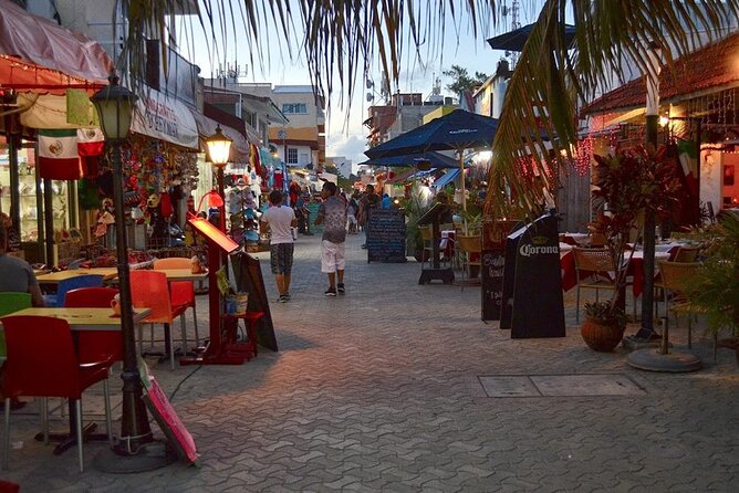 Catamaran to Isla Mujeres: Snorkel MUSA, Playa Norte & Buffet - What the $100 total really buys you