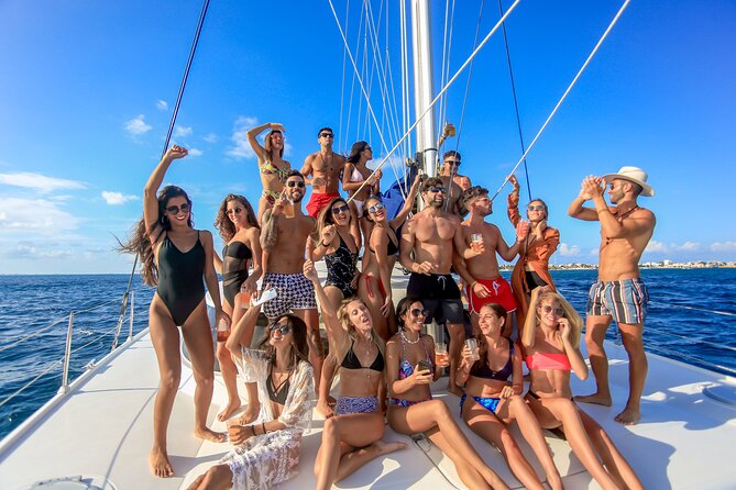 Catamaran to Isla Mujeres Snorkeling Tour with Open Bar and Lunch - Choosing between the 10 a.m. and 1 p.m. departures