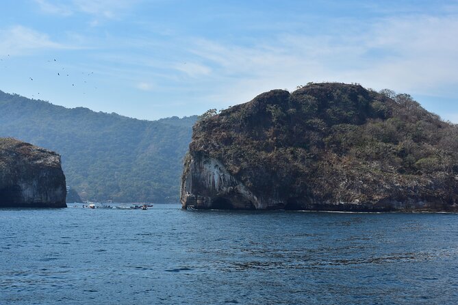 Catamaran Tour to the Arches, Playa las Animas, Snorkeling and more - A full day on Banderas Bay