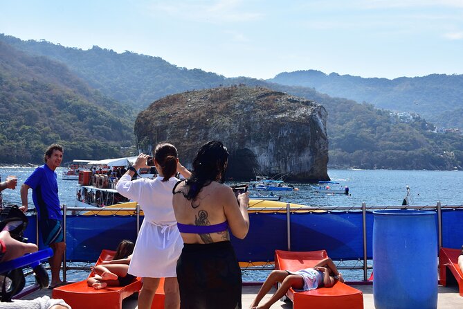 Catamaran Tour to the Arches, Playa las Animas, Snorkeling and more - The slow return and the two-hour party at sea