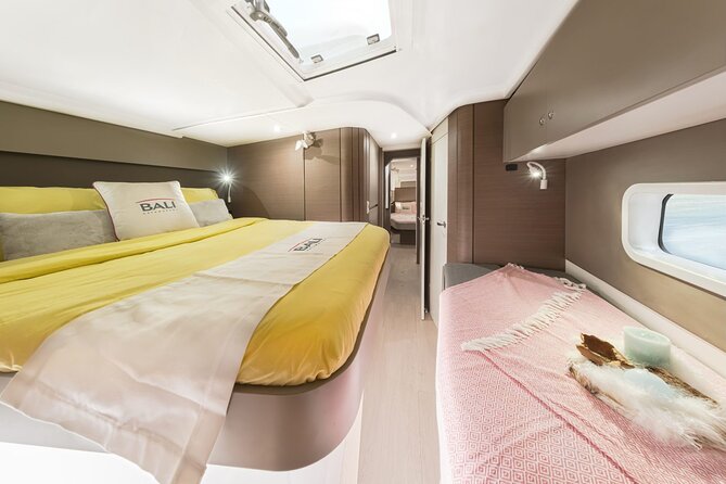 Catamaran trip and overnight stay in Palermo with meals for 8 people - Isola delle Femmine adds history and a final swim