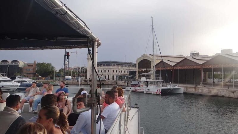Catamaran trip and visit to the mussel nurseries with a snack - Who should book this catamaran outing?