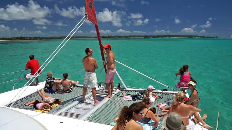Catamaran Trip to Ile au Cerfs with Lunch and GRSE waterfall - Key points to know before booking