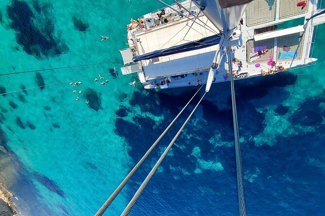 Catamaran with BBQ in the Bay of Palma - The best part: swimming from a catamaran
