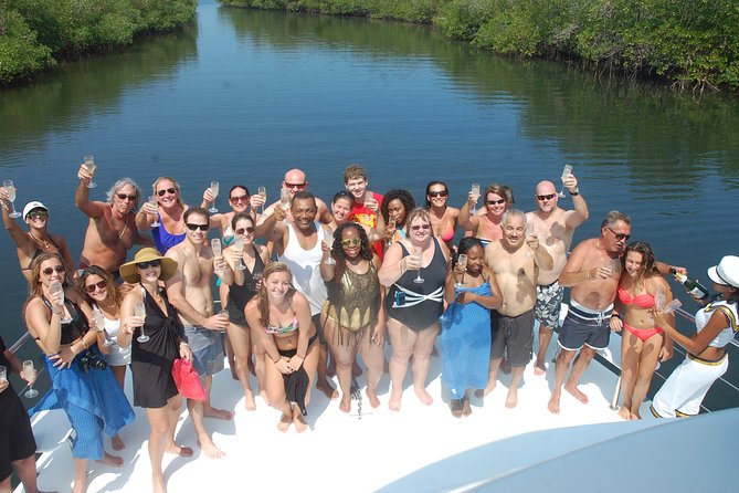 Cayo Arena Catamaran Cruise from Puerto Plata with Lunch - Guided snorkeling at the reef