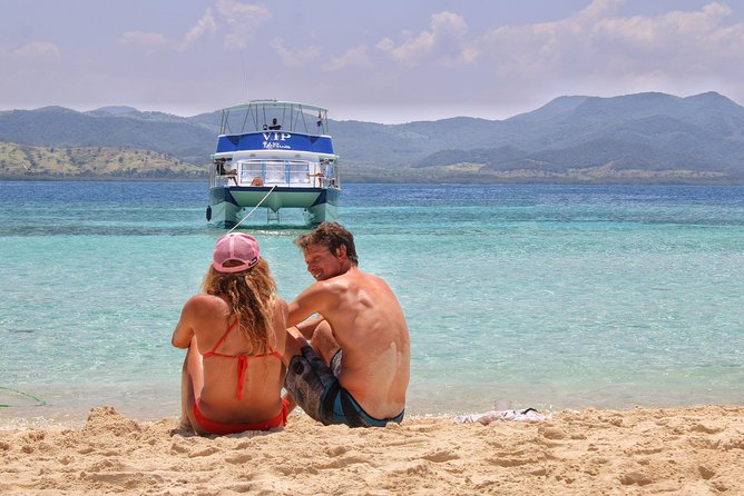 Cayo Arena Catamaran Cruise from Puerto Plata with Lunch - The floating bar and natural ocean pool
