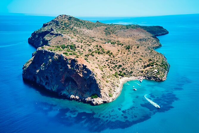 Chania: Afternoon Catamaran trip - Dinner, Drinks & Sunset - Dinner with the boat anchored