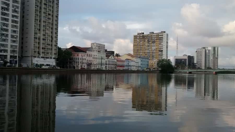 City Tour Recife with Catamaran included - Starting along Boa Viagem Avenue