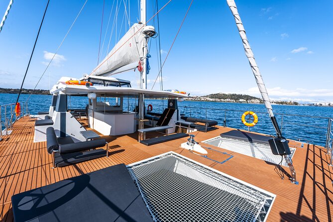 Comfort Max Catamaran Caldera Cruise with BBQ and Drinks - What Happens When the Weather Changes?