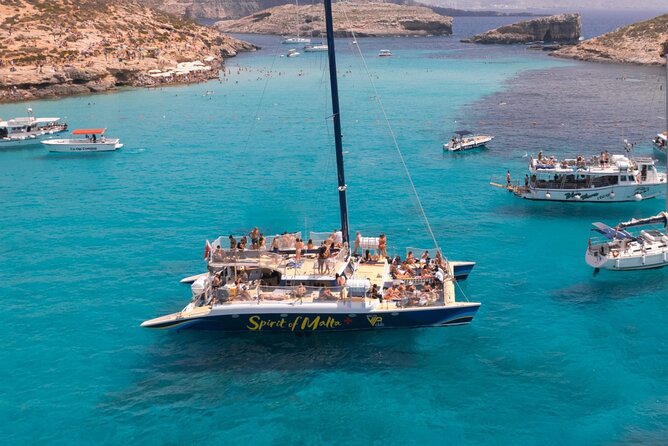 Comino Blue Lagoon Prime Catamaran Tour with All Inclusive - A relaxed route from Sliema to Comino
