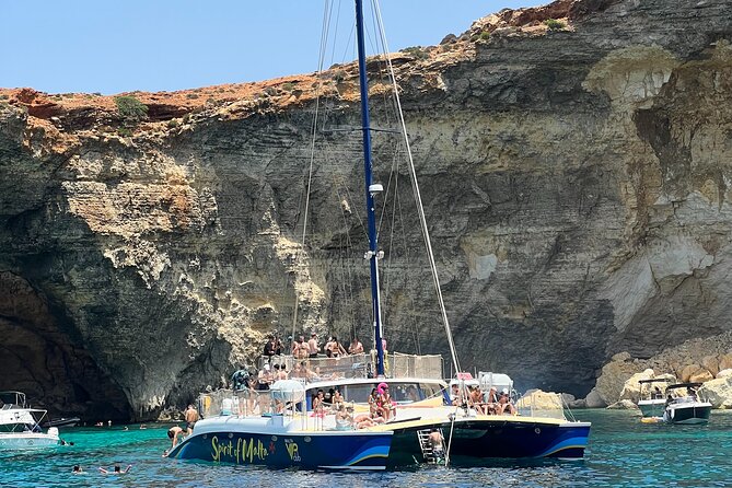 Comino Blue Lagoon Prime Catamaran Tour with All Inclusive - Comfort, crew service, and onboard information