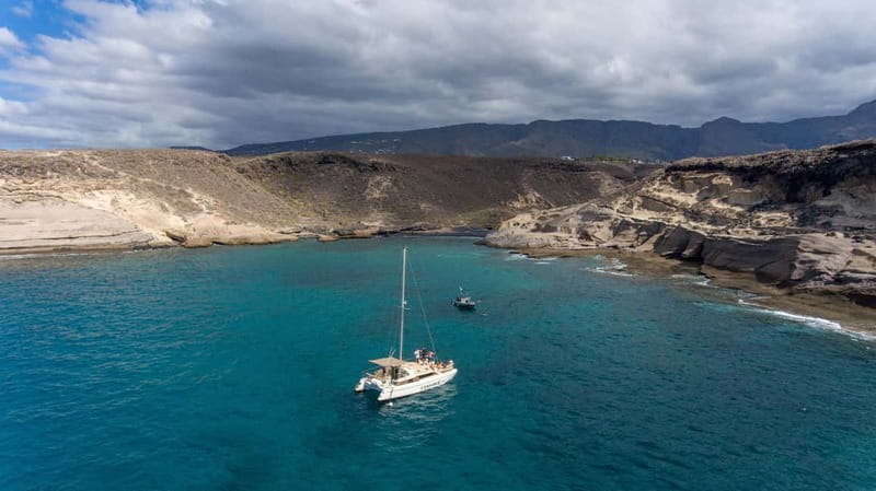 Costa Adeje: Catamaran Tour, Snorkelling, Snacks & Drinks - Snacks, drinks, and the kind of lunch to expect