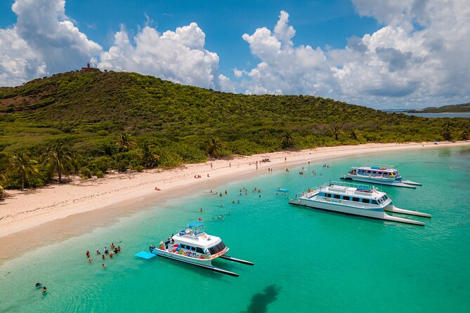 Culebra Snorkeling Tour by Catamaran from Fajardo - The crew and the mood aboard