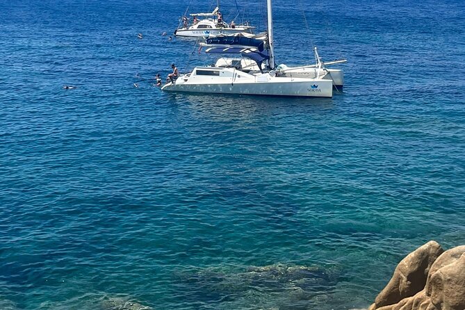 Daily cruise on a sailing catamaran on the La Maddalena archipelago - Why the Flexible Route Matters