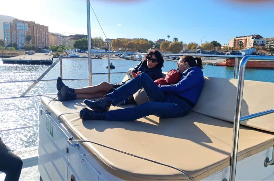Denia: Cova tallada Catamaran Trip w/ Mussel Tasting & Wine - What this Dénia catamaran ride really offers