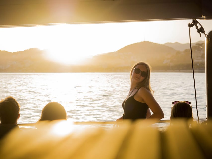 Dénia: Daytime or Sunset Catamaran Cruise - Watching the Sunset From the Water