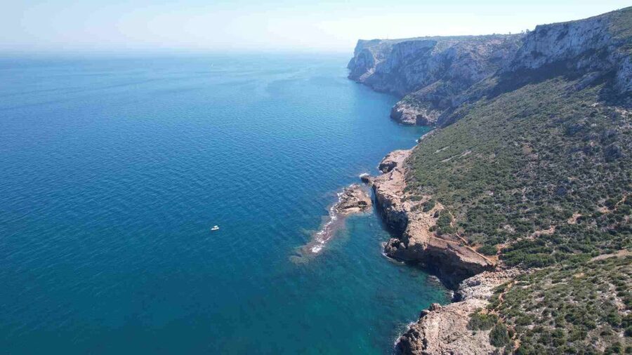 Dénia & Jávea: Portixol Sailing Catamaran Excursion with BBQ - Who will enjoy this catamaran trip