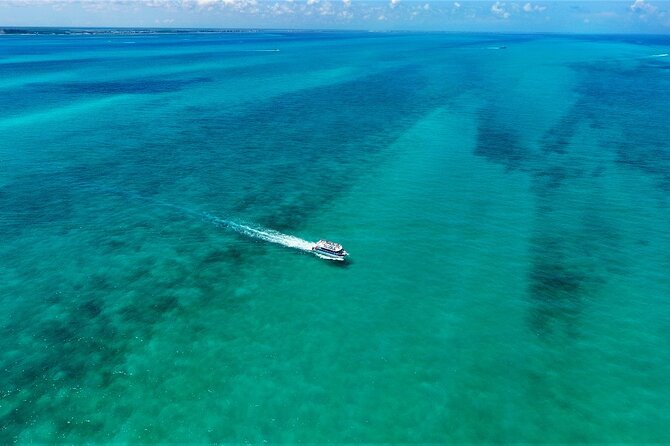 Discovering Isla Mujeres on a Double Decker Catamaran - The ride back to Cancun