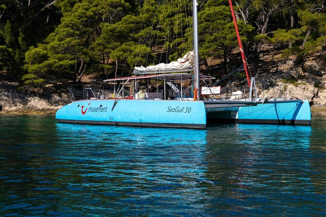 Dubrovnik Sunset Catamaran Cruise with drinks - Drinks, snacks, and what to expect from the food