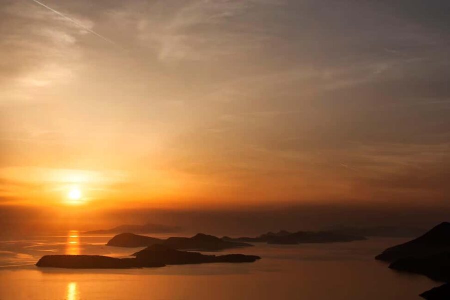 Dubrovnik: Sunset Catamaran Cruise with Sparkling Wine - Lokrum across the water