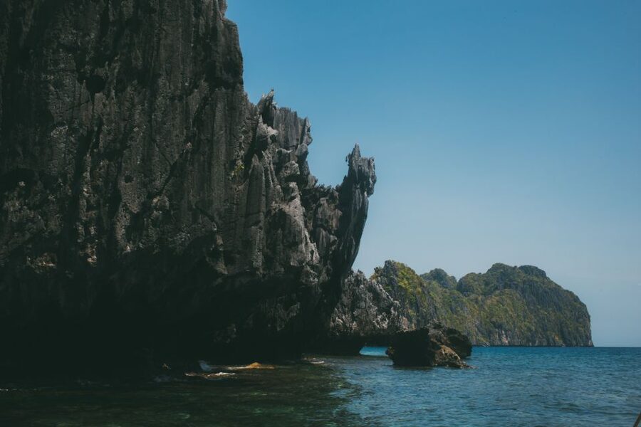 El Nido: Full-Day Premium Island Hopping Catamaran Cruise - Food, snorkeling, and the small details that matter