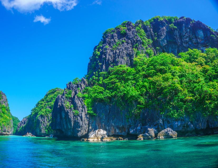 El Nido: Full-Day Premium Island Hopping Catamaran Cruise - Who should book this catamaran cruise?