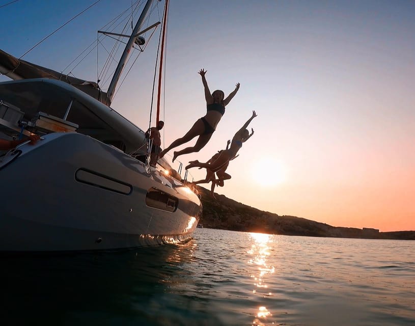 Evening Catamaran Charter - What the boat includes, and what it does not