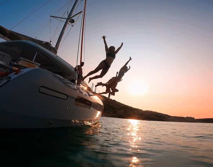 Evening Catamaran Charter - A few smart ways to plan the evening