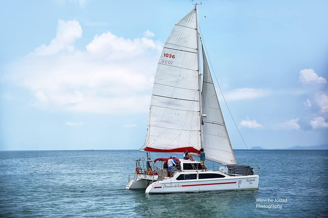 Exclusive private catamaran island hopping experience - A quiet bay for swimming and snorkeling