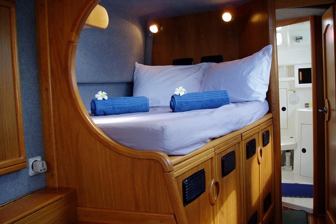 Exclusive private catamaran island hopping experience - What is included, and what you still pay for