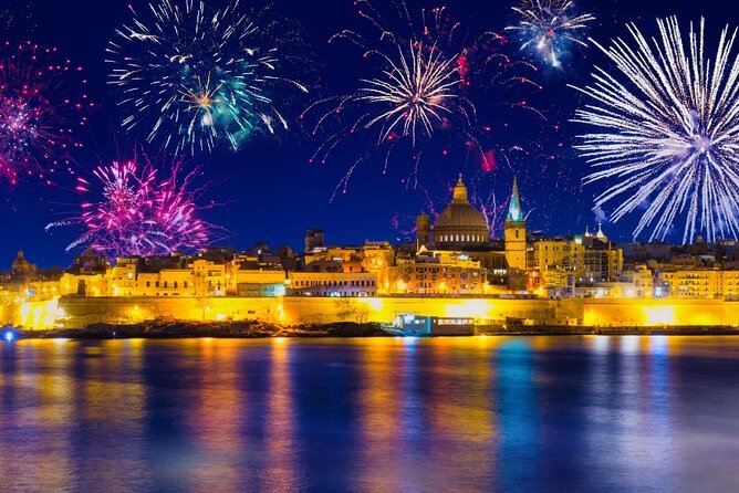 Experience the Malta fireworks festival from a catamaran - The optional barbecue and what is not included