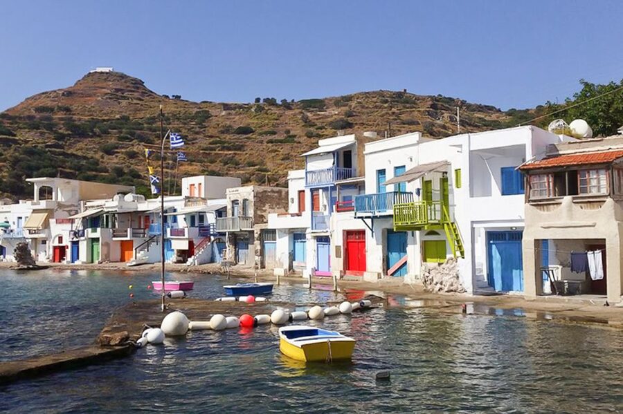 From Adamas: Milos and Poliegos Catamaran Cruise with Lunch - Gerakas gives you a slower lunch stop