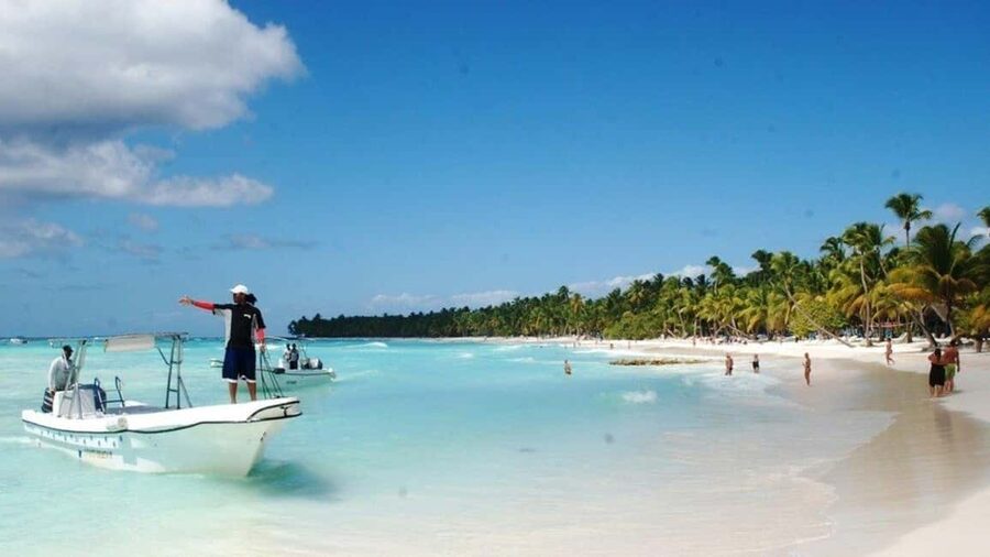 From Bayahíbe: Saona Island Catamaran Cruise with Buffet - Buffet lunch and drinks: useful, but keep expectations modest