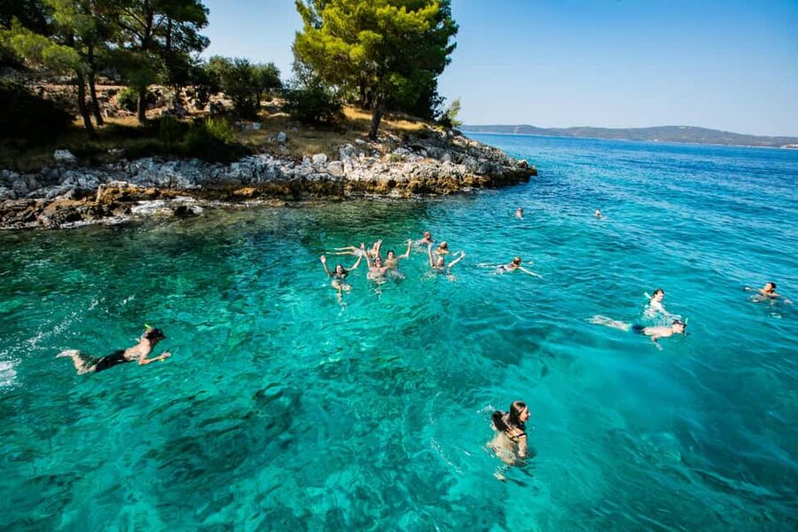 From Brač Island: Catamaran Tour with Food & Drinks - Leaving Supetar for Bobovišće Bay