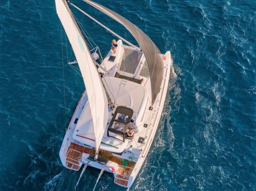 From Cannigione: Catamaran tour in La Maddalena Archipelago - Sailing toward Spargi