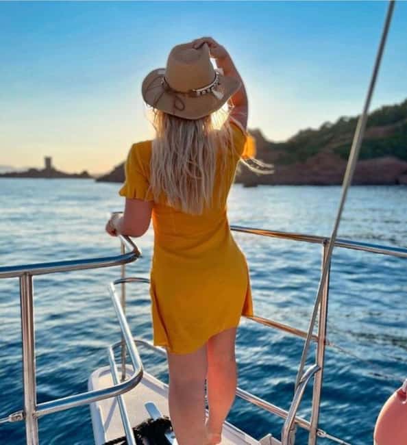 From Denia: Sunset Catamaran Trip - Finding your place on board