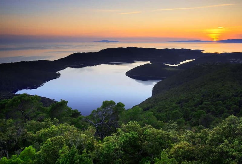 From Dubrovnik: Mljet Island Guided Catamaran Day Tour - Veliko jezero, Malo jezero, and the lake boat