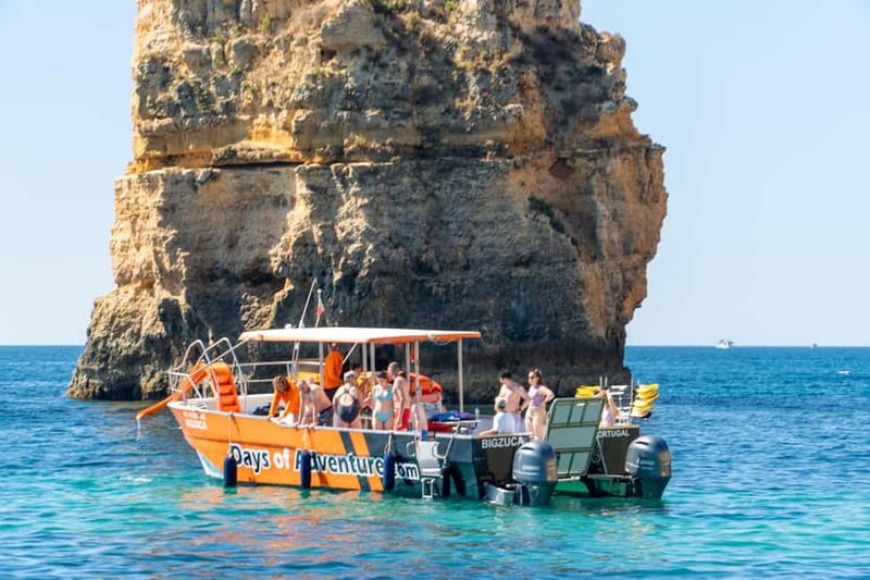 From Lagos: Ponta da Piedade Caves Kayak Tour from Catamaran - What the guides add to the experience