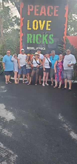 From Montego Bay/Falmouth: Negril Beach Catamaran Cruise - Rick’s Cafe and the famous cliff jumping
