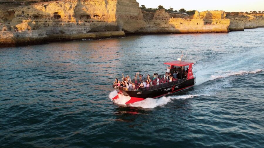 From Portimão: 2-Hour Catamaran Tour to Benagil Caves - How the family experience works