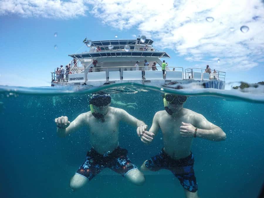 From Rio: Full Day in Búzios with Catamaran Tour and Lunch - Who should take this day trip?