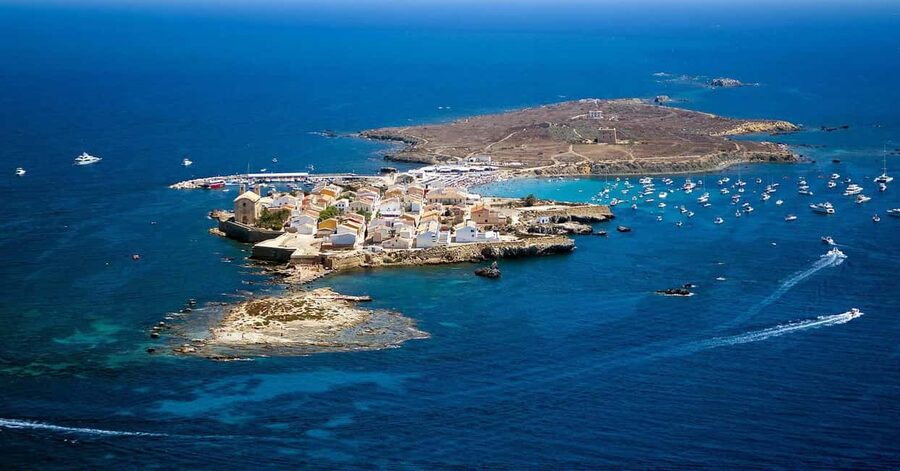 From Valencia: Isla Tabarca Day Trip with Catamaran Ride - The 30-minute catamaran crossing