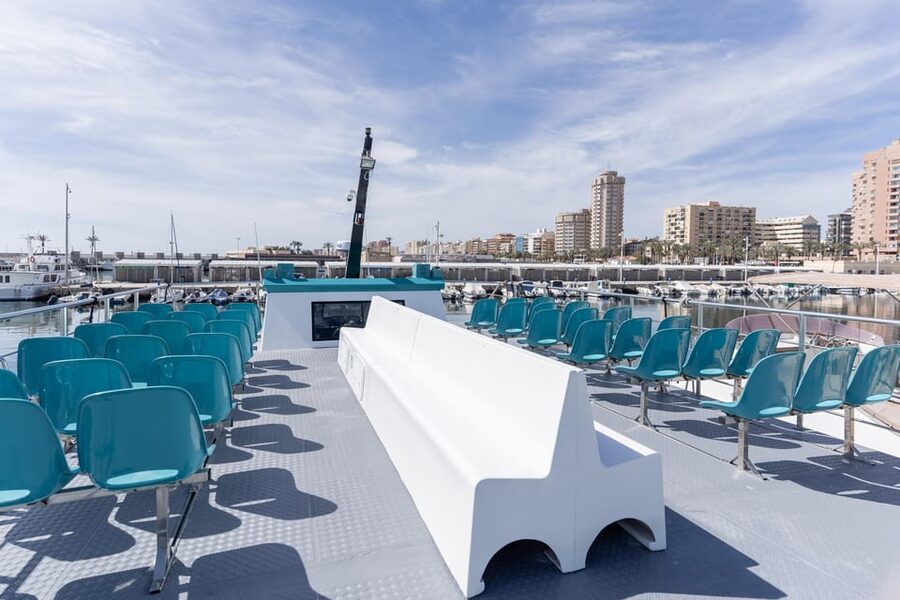 Fuengirola: Catamaran Tour to Spot Dolphins - What the staff and facilities add
