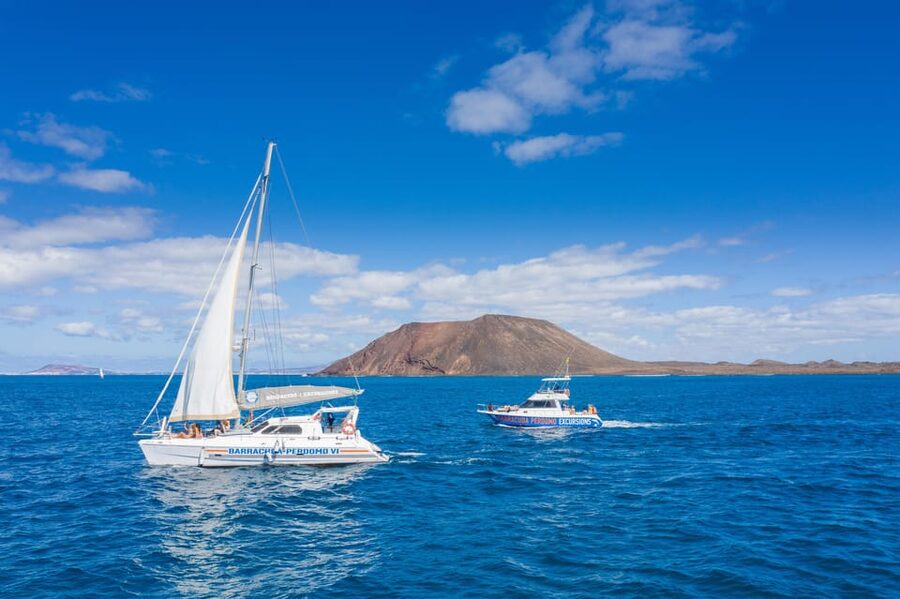 Fuerteventura : Catamaran excursion to Lobos Island - La Concha beach: the real activity stop