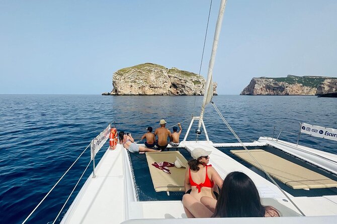 Full day Catamaran cruise in Porto Conte Natural Park - Two hours at emerald Cala Dragunara