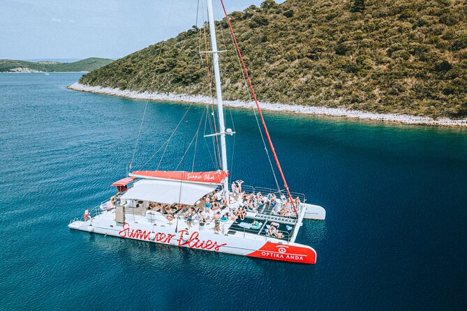Full-Day Catamaran Cruise to Hvar & Pakleni Islands with Food and free Drinks - Pakleni Islands and the best water stop
