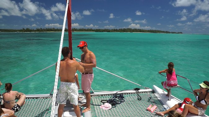 Full-Day Catamaran Cruise to Île aux Cerfs with BBQ Lunch - Snorkeling in the lagoon before the island