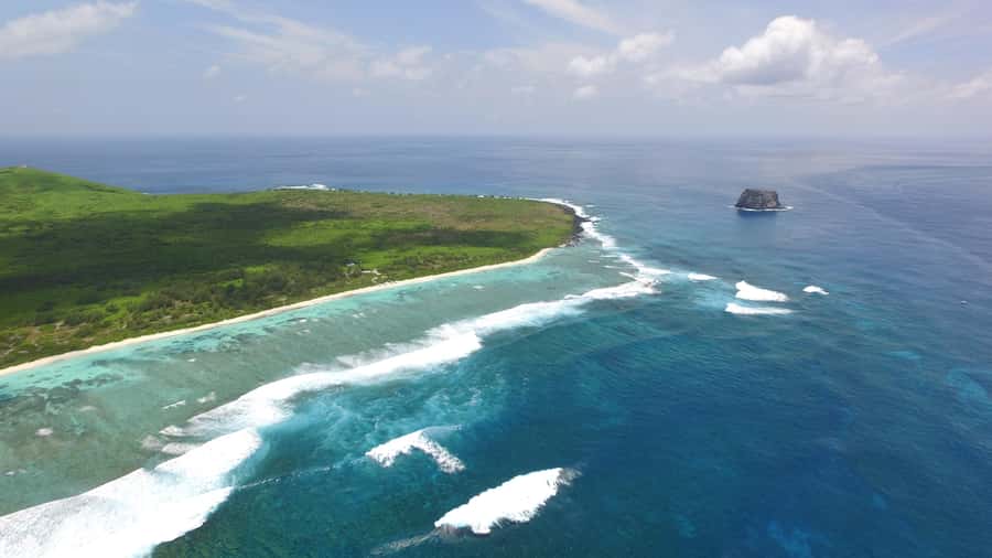 Full Day Catamaran Luxury Cruise to Northern Islands w Lunch - What the weather can change